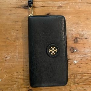 Tory Burch ZIP Wallet